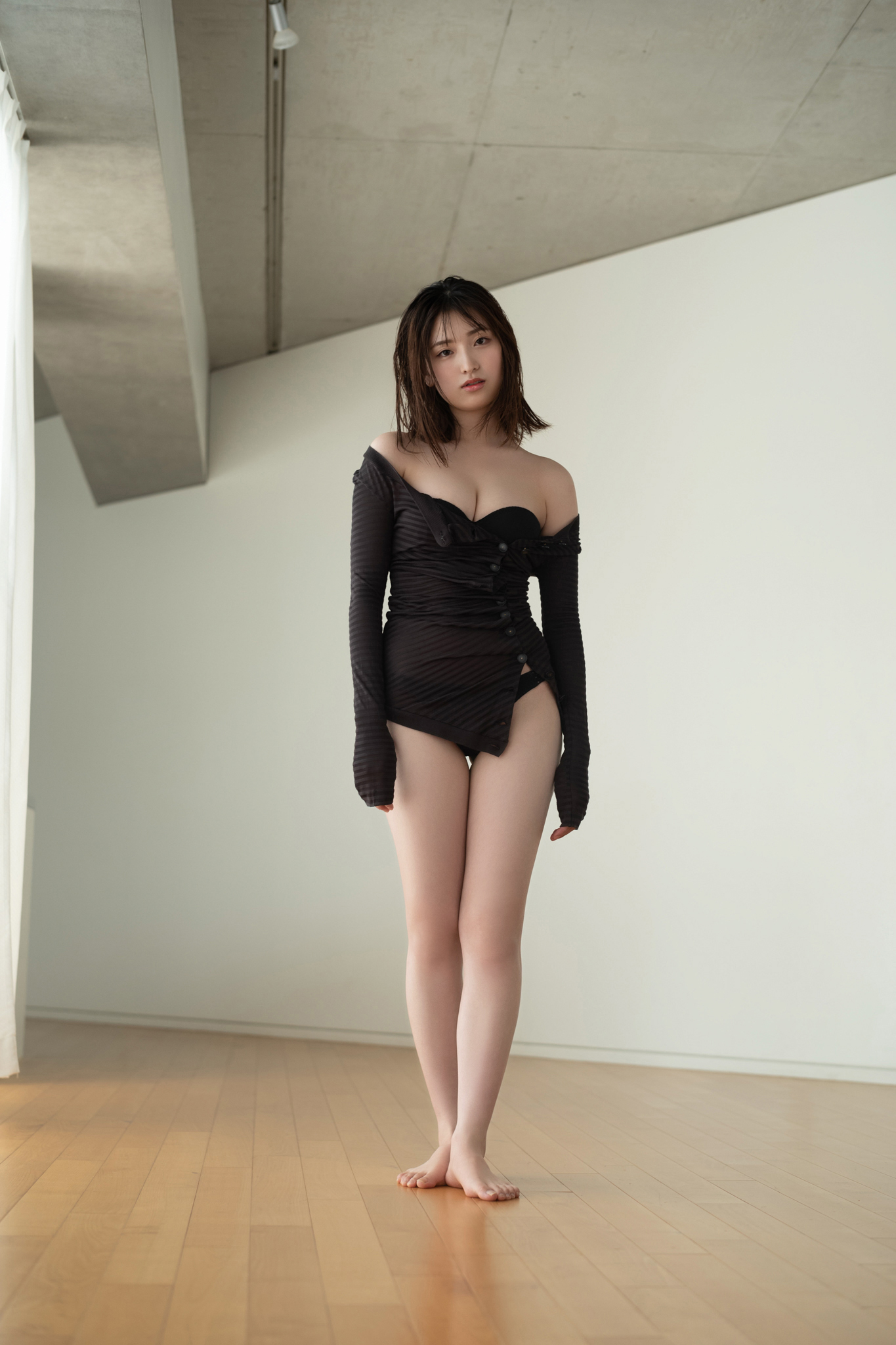 斎藤愛莉 NO.002「見つめて、触れて。」 26