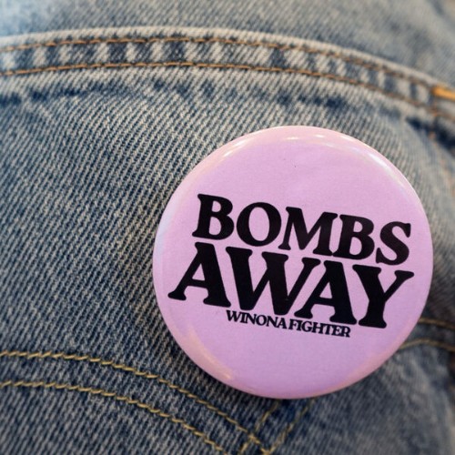 00-winona-fighter-bombs-away-single-web-
