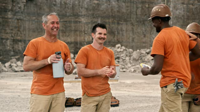 [Image: 3p5n7ztj5vau.png]