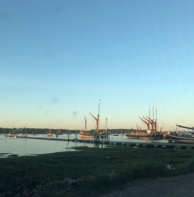 E897AB60-1FE0-4898-B1C4-D4AF4D263B6F