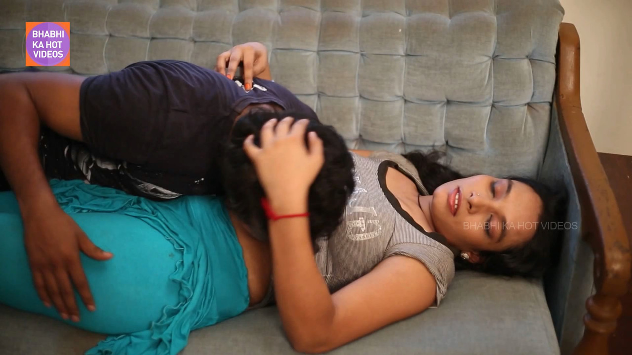 Bad Karate Teacher Romance with Hot Girl while Training.mp4_snapshot_05.22_[2020.07.02_14.30.33]