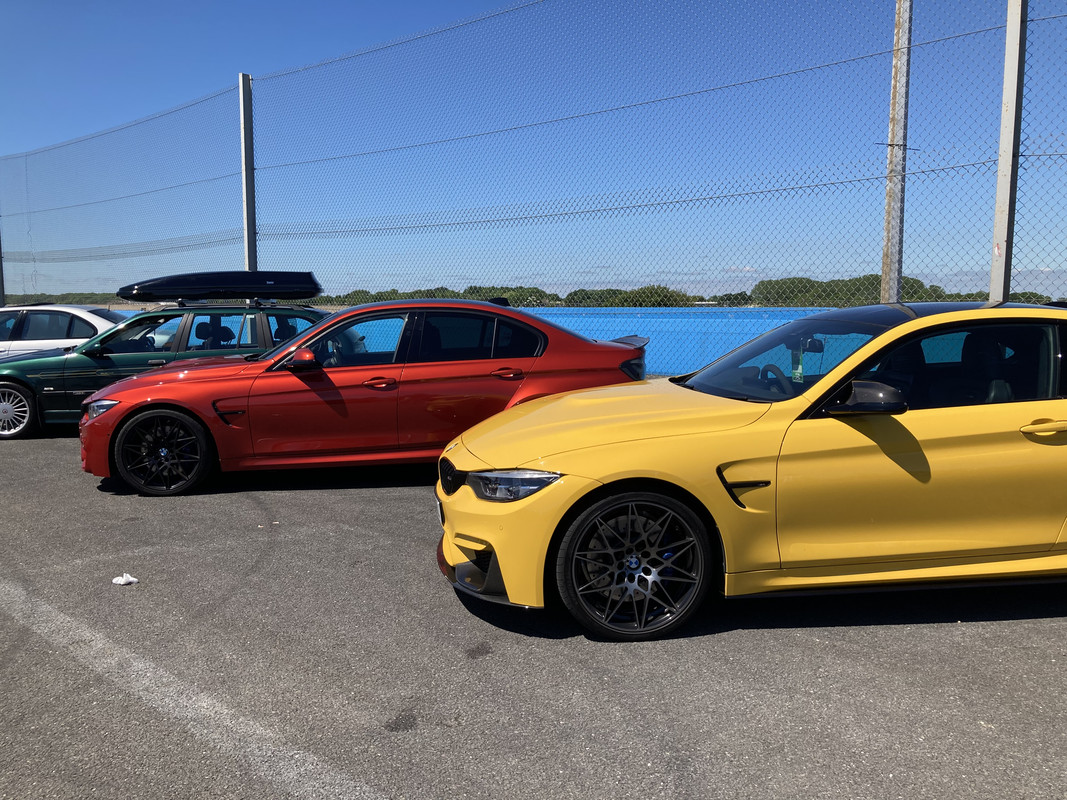 3CD9C669-C733-420C-A774-07B09B9031DD