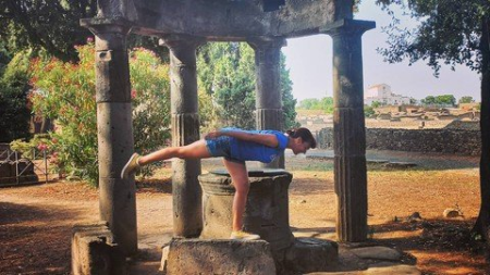 4-Weeks Yoga Challenge 4-Weeks Yoga Challenge