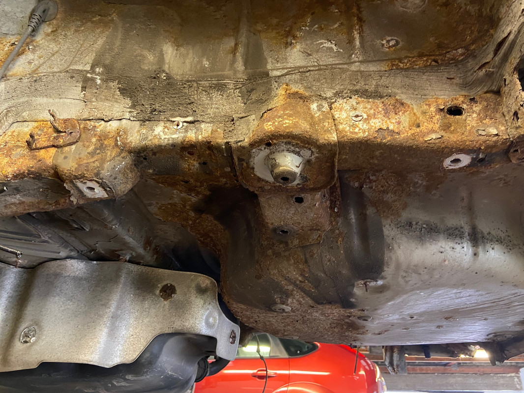 5EA0AB28-2B3D-4B01-8012-ADEAFFA63A88