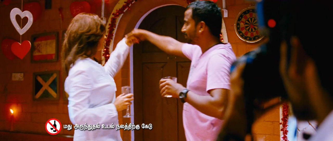 Mayakkam Enna (2011) Tamil - UnTouched True HD 1080p AVC x264 - 6.8GB.00_00_52_20.Still030
