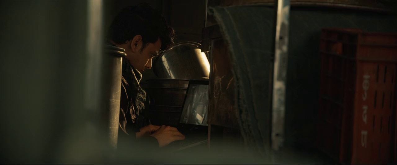 Tiger-3-2023-720p-Blu-Ray-x264-AAC-mp4-0003