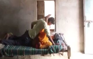 Inserted a big cock into the village girl’s pussy