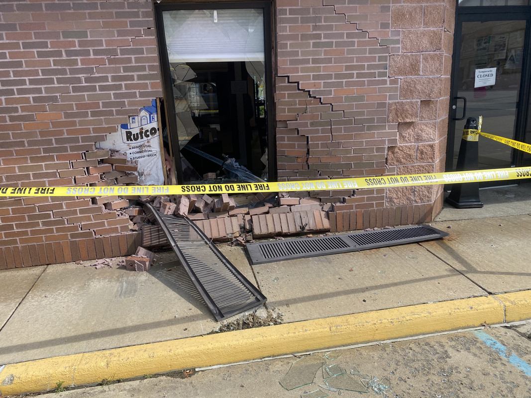 8989F65B-23FB-4BA2-B1C0-320703A39904