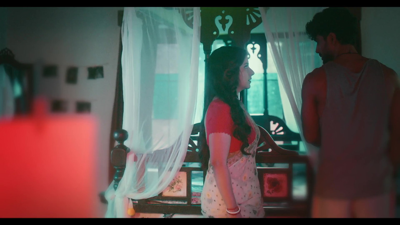 vlcsnap-2025-04-16-23h04m58s709