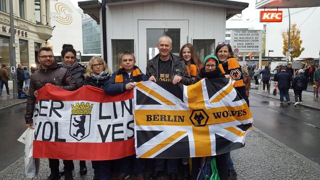 09-11-2019-01-Berlin-Wolves-at-Checkpoint-Charlie-Berlin.jpg