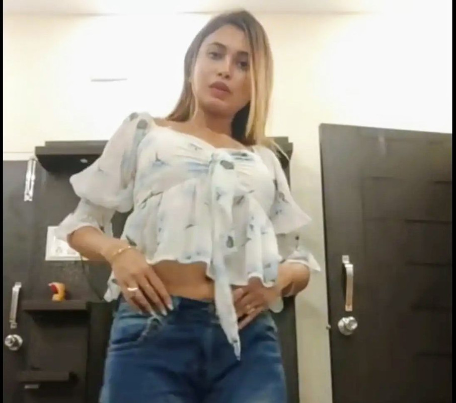 Beautiful hot and sexy girl remove cloths and showing close up