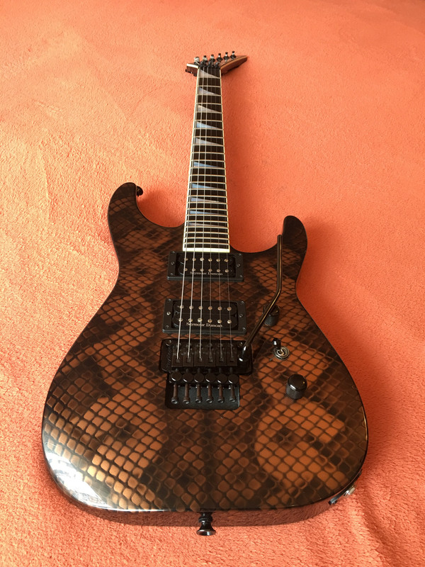 8C6F9A09-0505-4D1F-8648-C208FFB1EDE9