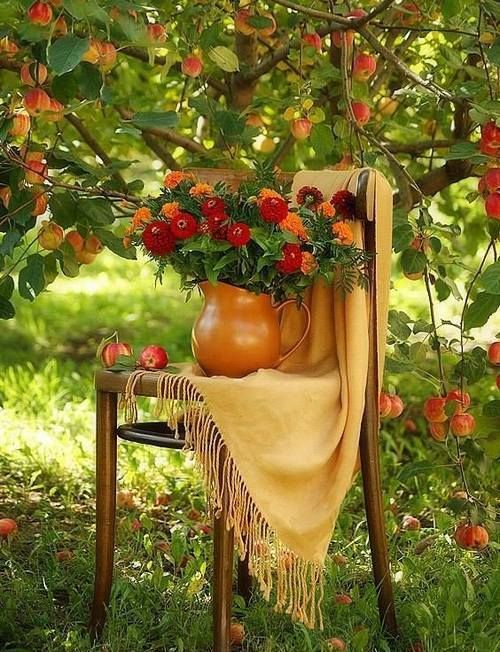 flowersonchairandvase.jpg
