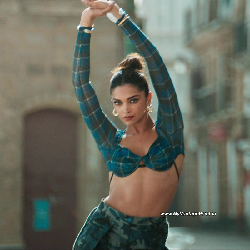 157-Deepika-Padukone-Hot-Scene-in-Pathaan-Movie-with-Shah-Rukh-Khan-My-Vantage-Point