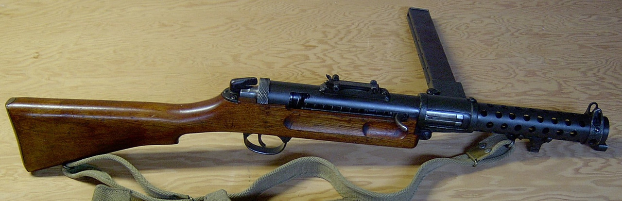 Lanchester with magazine in the gun