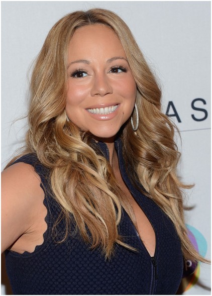 Mariah Carey 2024 Hellbraun Haar & Frischluftfanatiker Haarstil.
