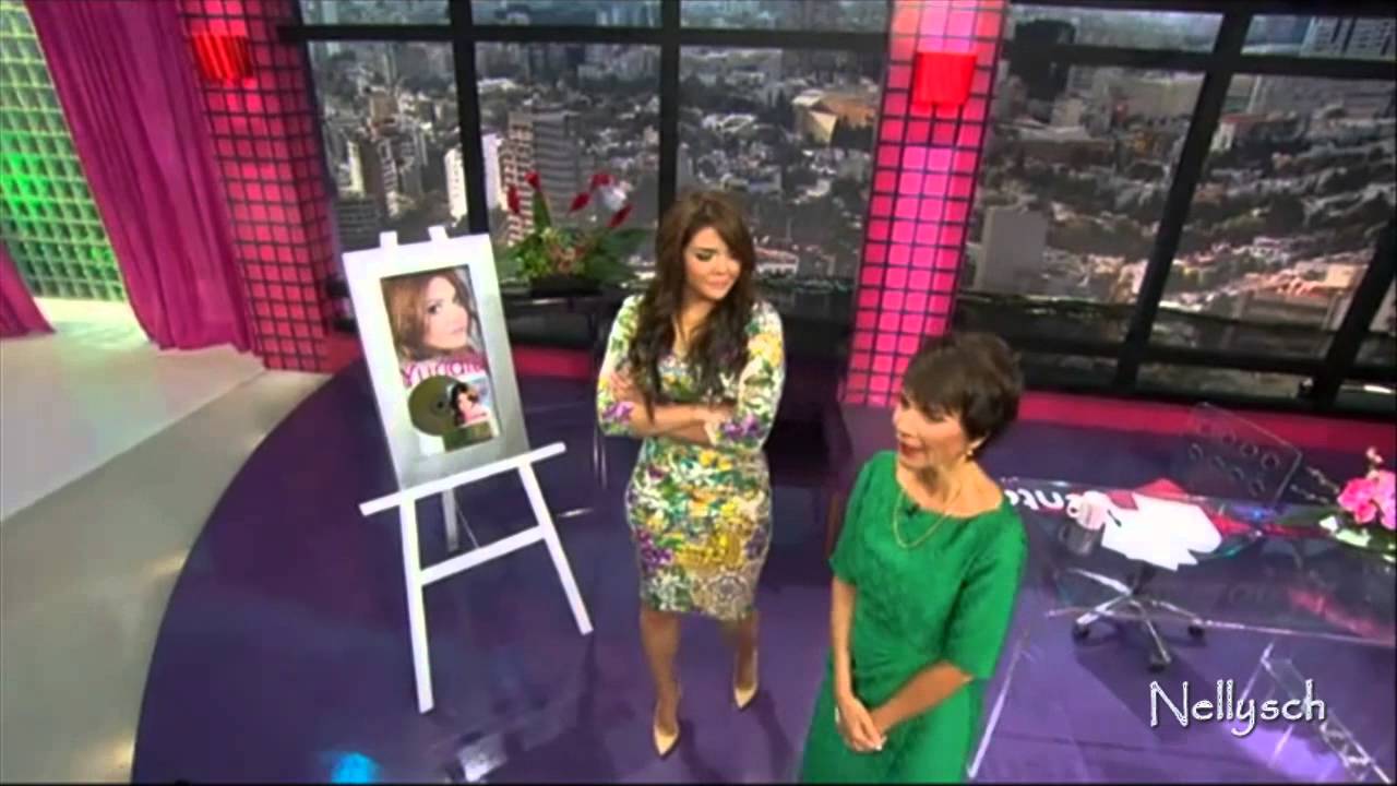 Yuridia confiesa que le envió candentes 