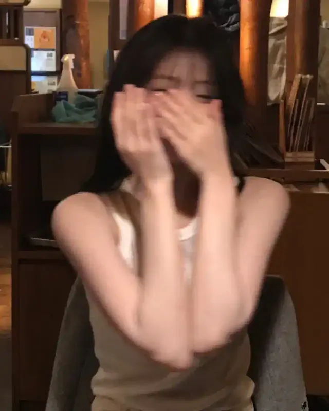 20250525_173324_copy_886x1108