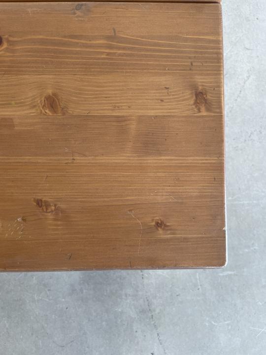 27051082 3