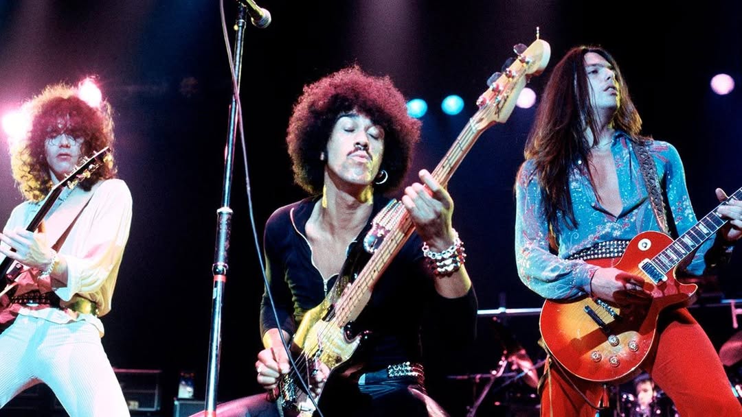 The-signature-twin-guitar-attack-of-Thin