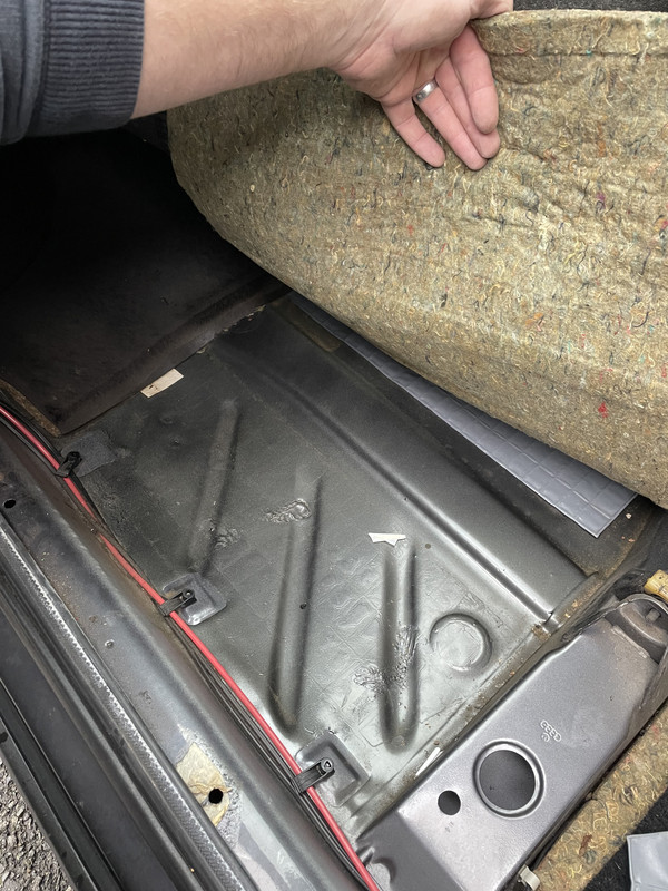 FD7DE408-0480-4059-B55D-0D465A3FC764