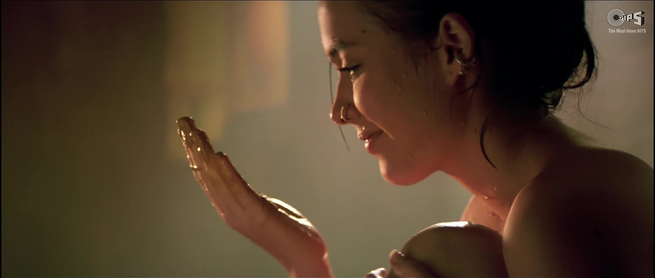 vlcsnap-2021-11-10-19h26m40s293