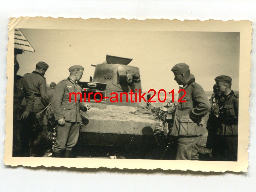 Foto, Wehrmacht, zerstörter polnischer Panzer, V