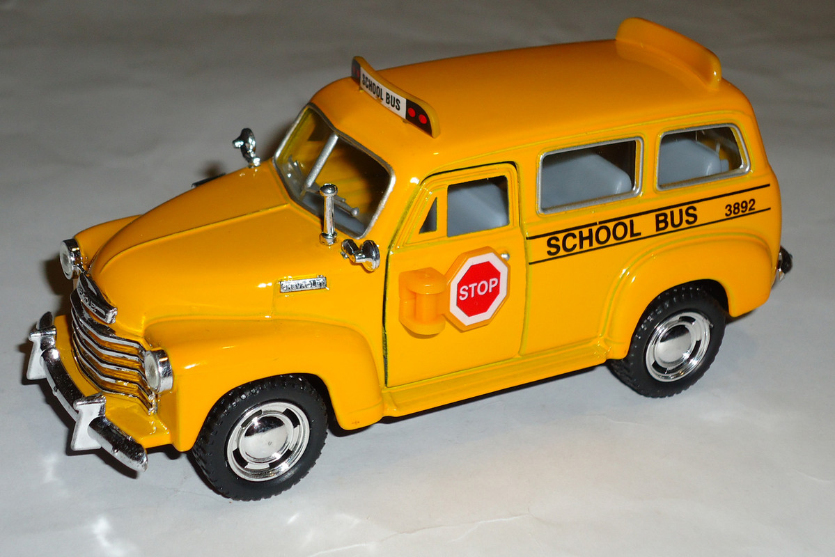 Chevrolet-Suburban-School Bus (1950)