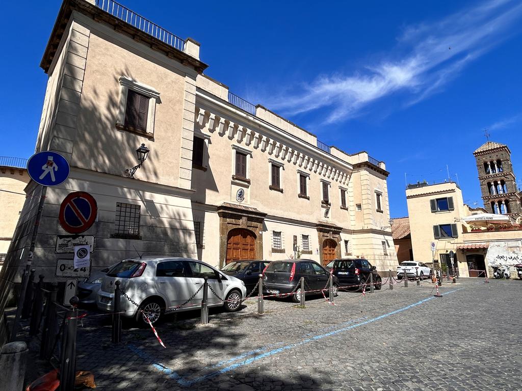 Жаркий сентябрь на побережье Тирренского моря.