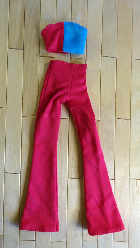 Originaloutfit der AA Signature Looks Nummer 14