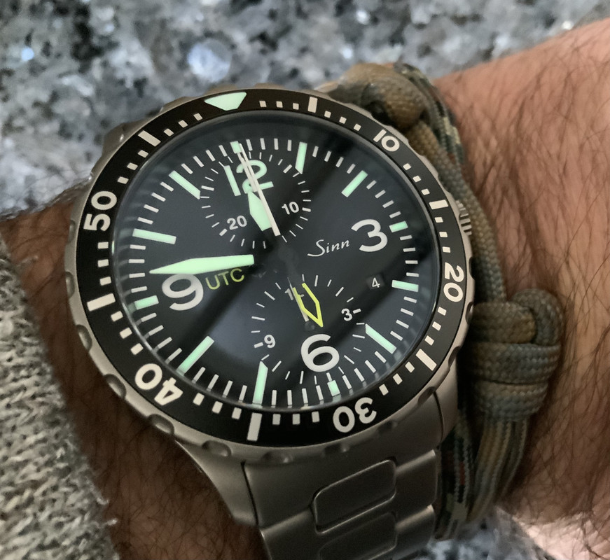 23035686-37E0-42FC-878B-DA40E06C727F