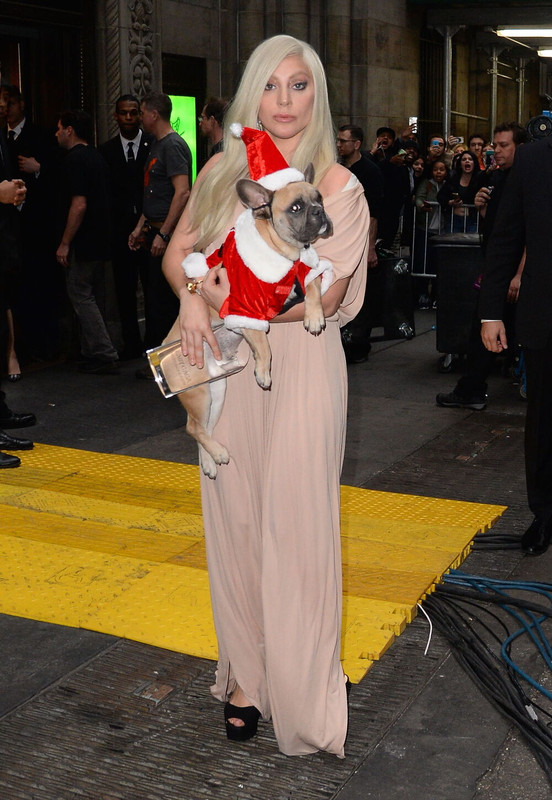 12-11-15-Leaving-Billboard-WIM-in-NYC-00