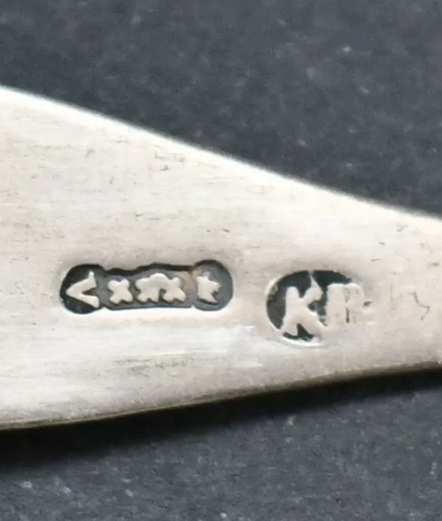 9292D718-518E-420E-91E9-F16DEAE97550