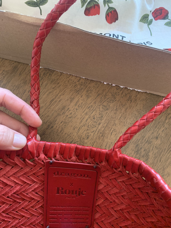 DCA68876-0868-423F-96F7-3ABC726EF500