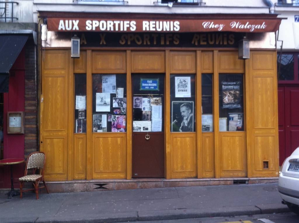 0. Walczack Aux sportifs (source Yvan Hallouin)
