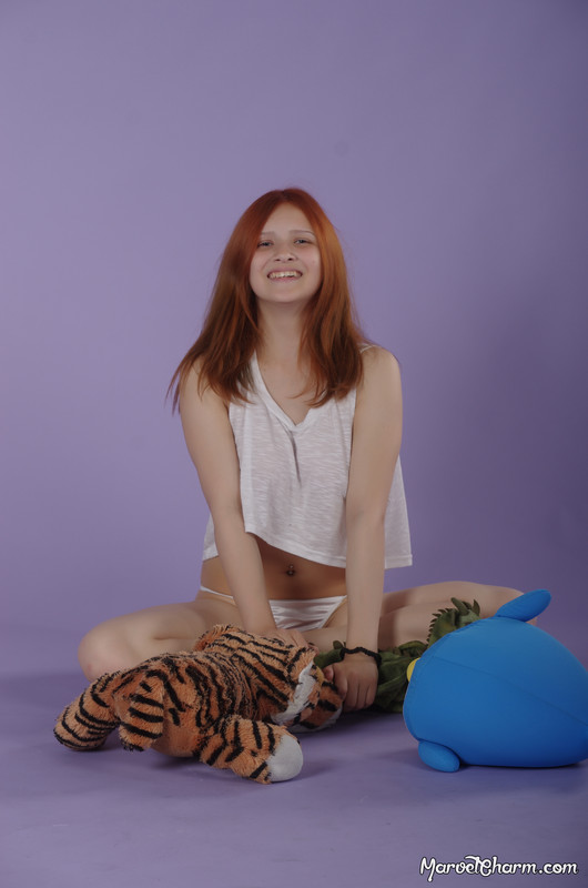 MarvelCharm_Lena-Playtime-067