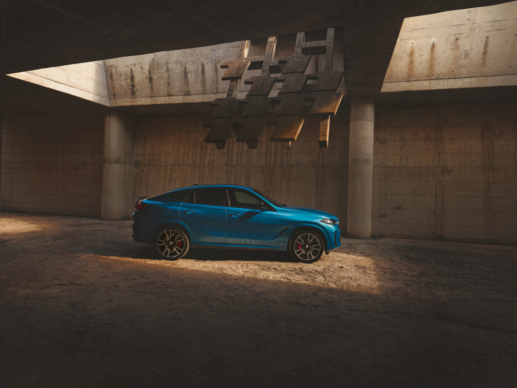P90492424_highRes_the-new-bmw-x6-m60i-