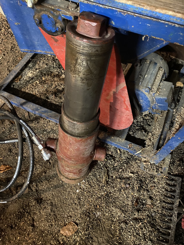 1302E6D5-CA1E-4A08-9D26-E5021D962DE9