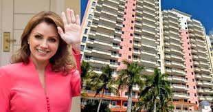 Alcaldesa de Guanajuato presume Lamborghini de varios millones de pesos