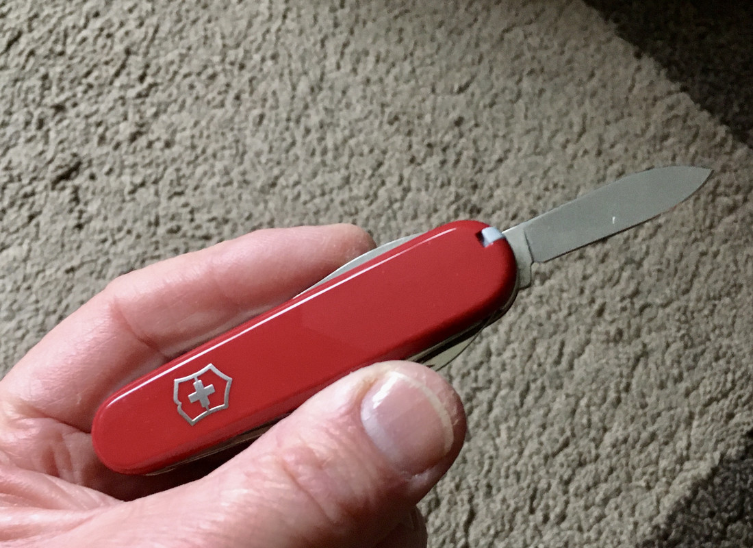 B4FFDC41-F63A-4149-988E-6661D716685F