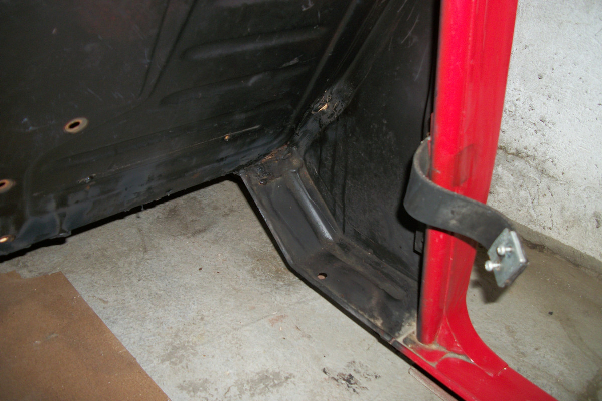 nouvelle caisse 4L 007