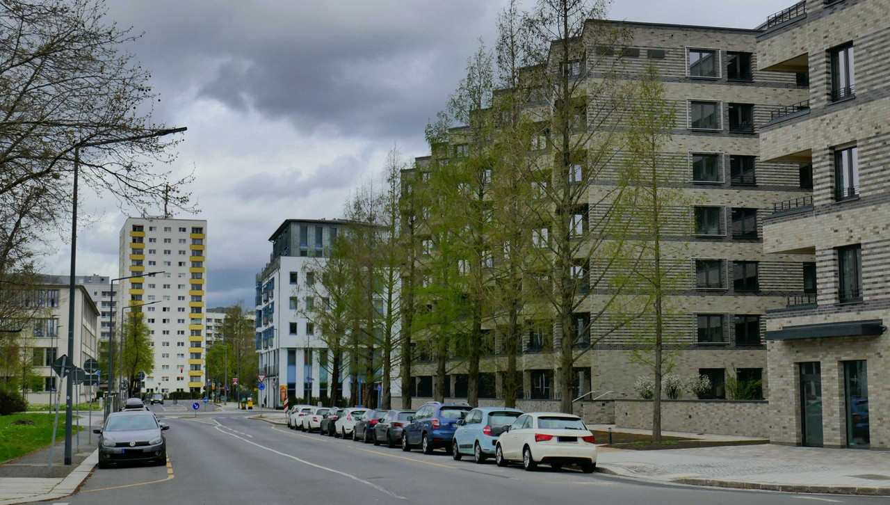 Bild: https://i.postimg.cc/5ybwFr0P/P1190359.jpg