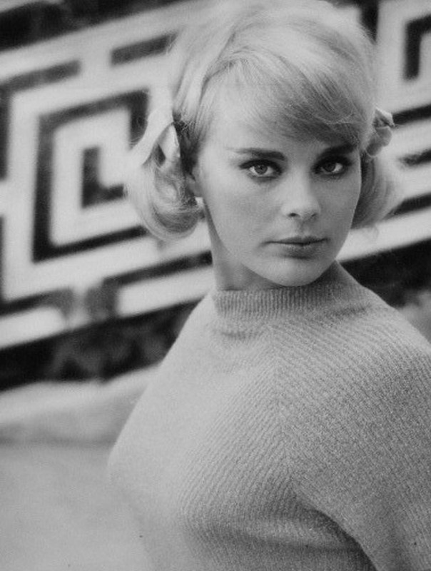 elke_sommer_mc07