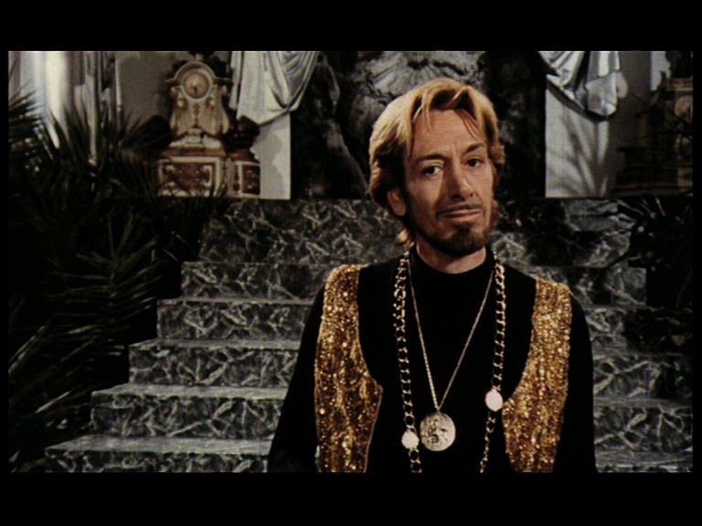 vlcsnap-2018-04-25-03h59m48s153