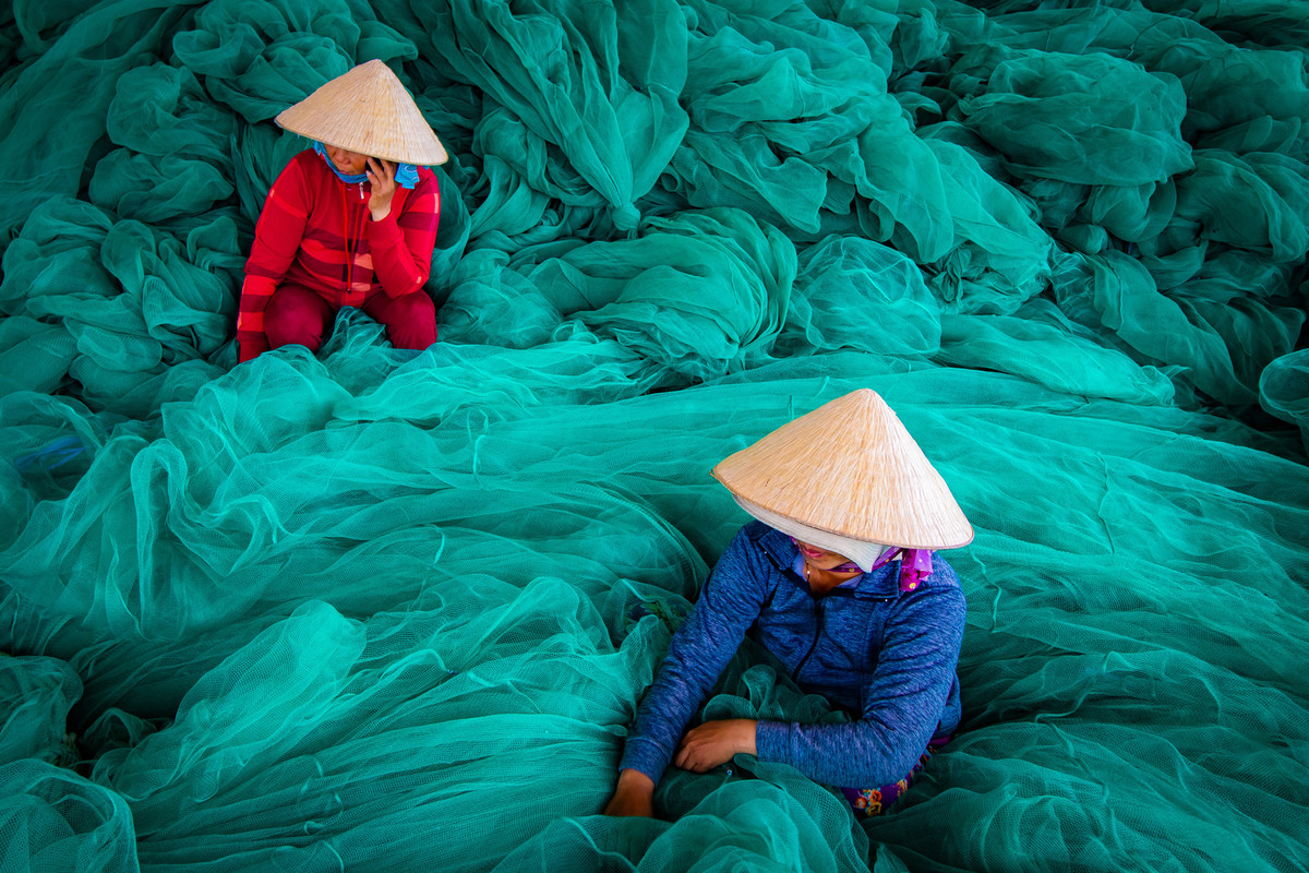 turquoise-fishing-nets.jpg