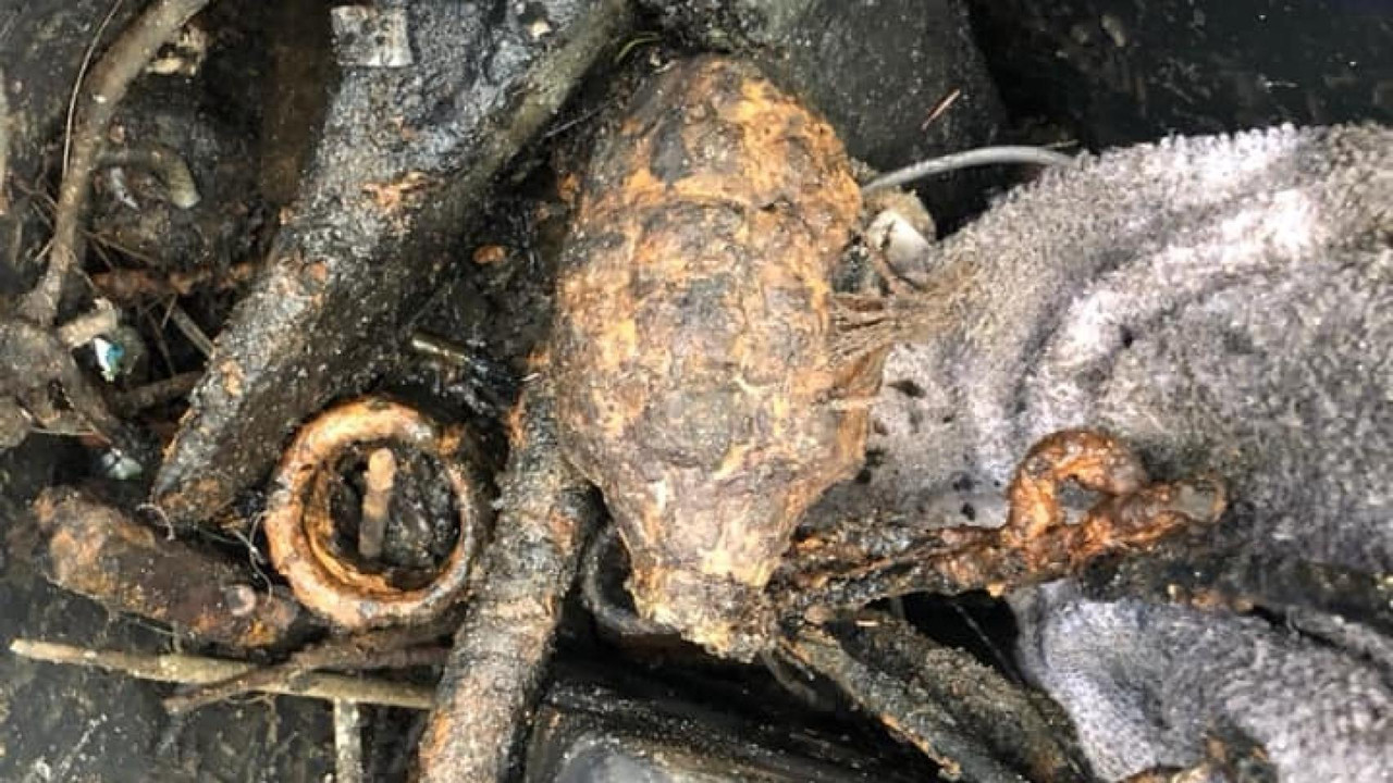 Encuentra granada de la Segunda Guerra Mundial y la lleva a un Taco Bell Encuentra granada de la Segunda Guerra Mundial y la lleva a un Taco Bell