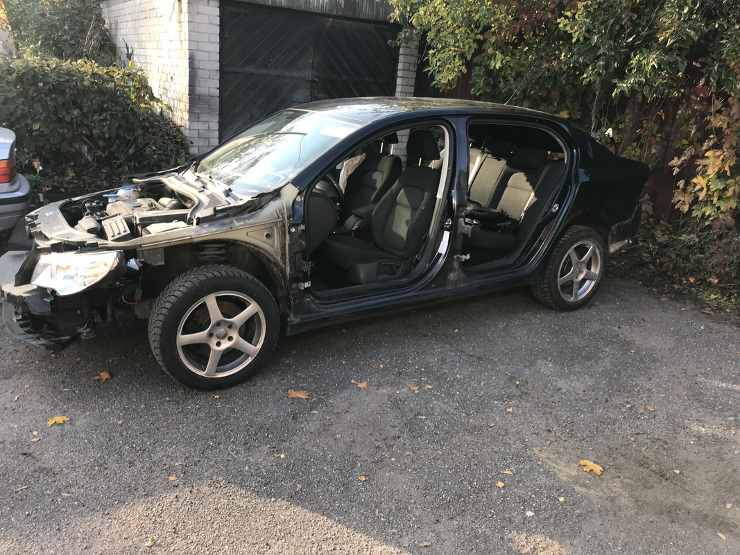 DAA86168-D4AE-4D8D-9478-5920627F76BC