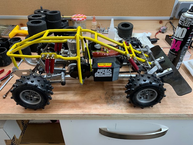 Kyosho Landjump 4D - first 4x4 1/8th buggy
