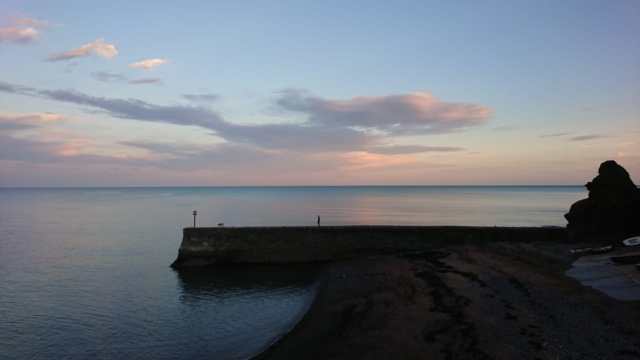 EFEE4AD2-6117-4E4A-A29C-BAE9B49E46E5