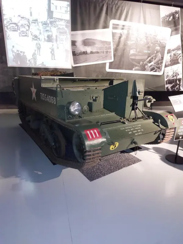 Chars et blindes dans les musees-divers - Page 23 Even-more-tanks-and-vehicles-from-the-ardennes-part-3-v0-khfpql2g7k5c1